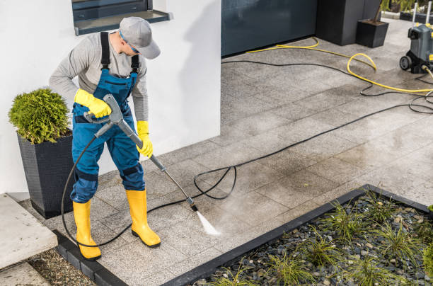 Best Garage Pressure Washing  in Sonora, TX